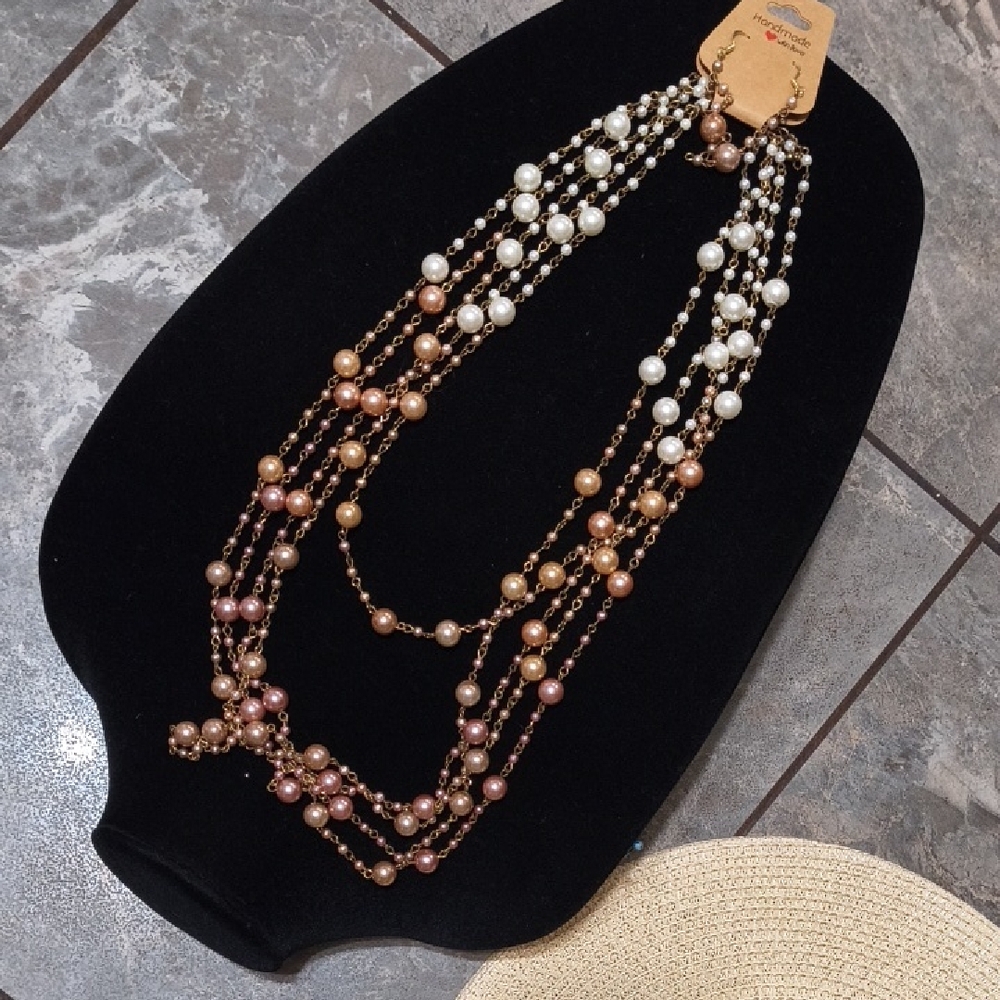 Elegant Multi-Strand Pearl Necklace